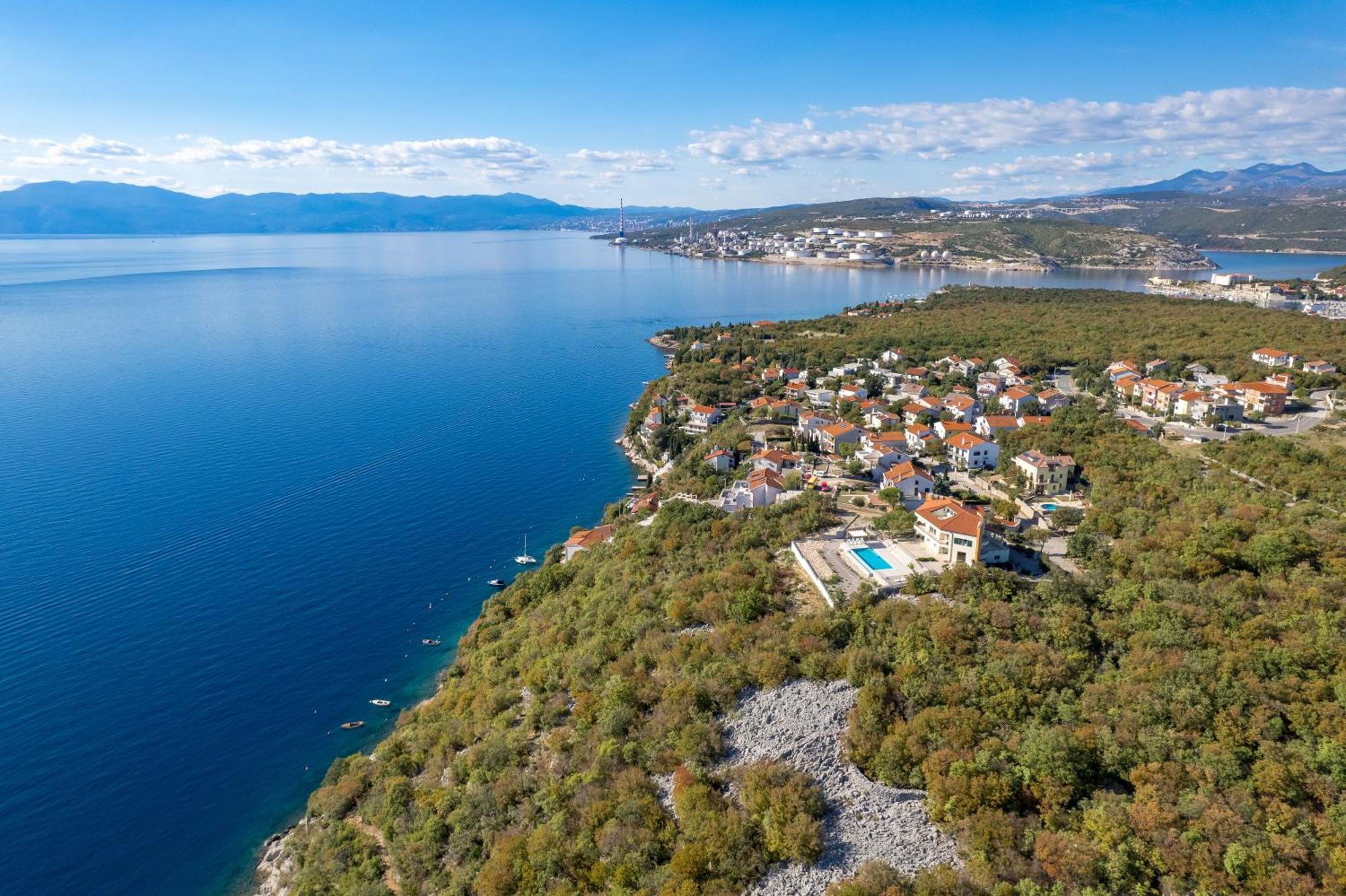 Luxury Villa Ostro With Pool & Krk Bridge View Kraljevica Exterior foto